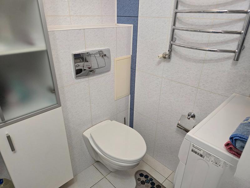 Двухкомнатная квартира на Артема 49 м2 