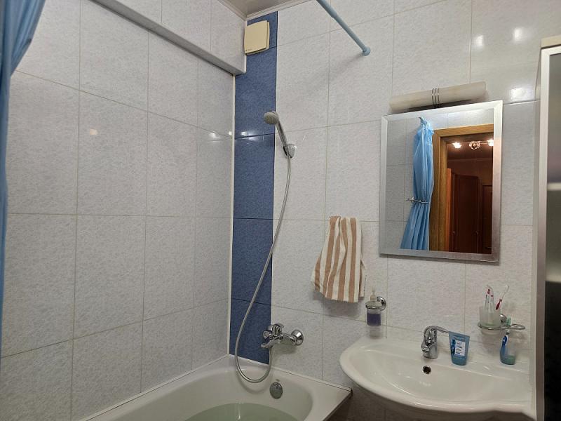 Двухкомнатная квартира на Артема 49 м2 