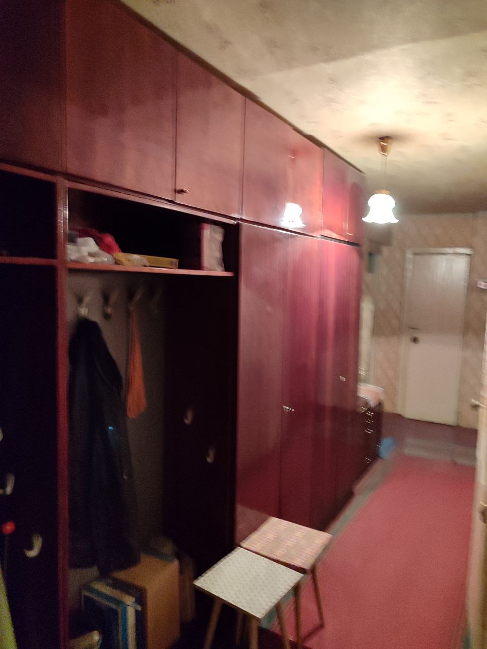 Трехкомнатная на Дзержинского 