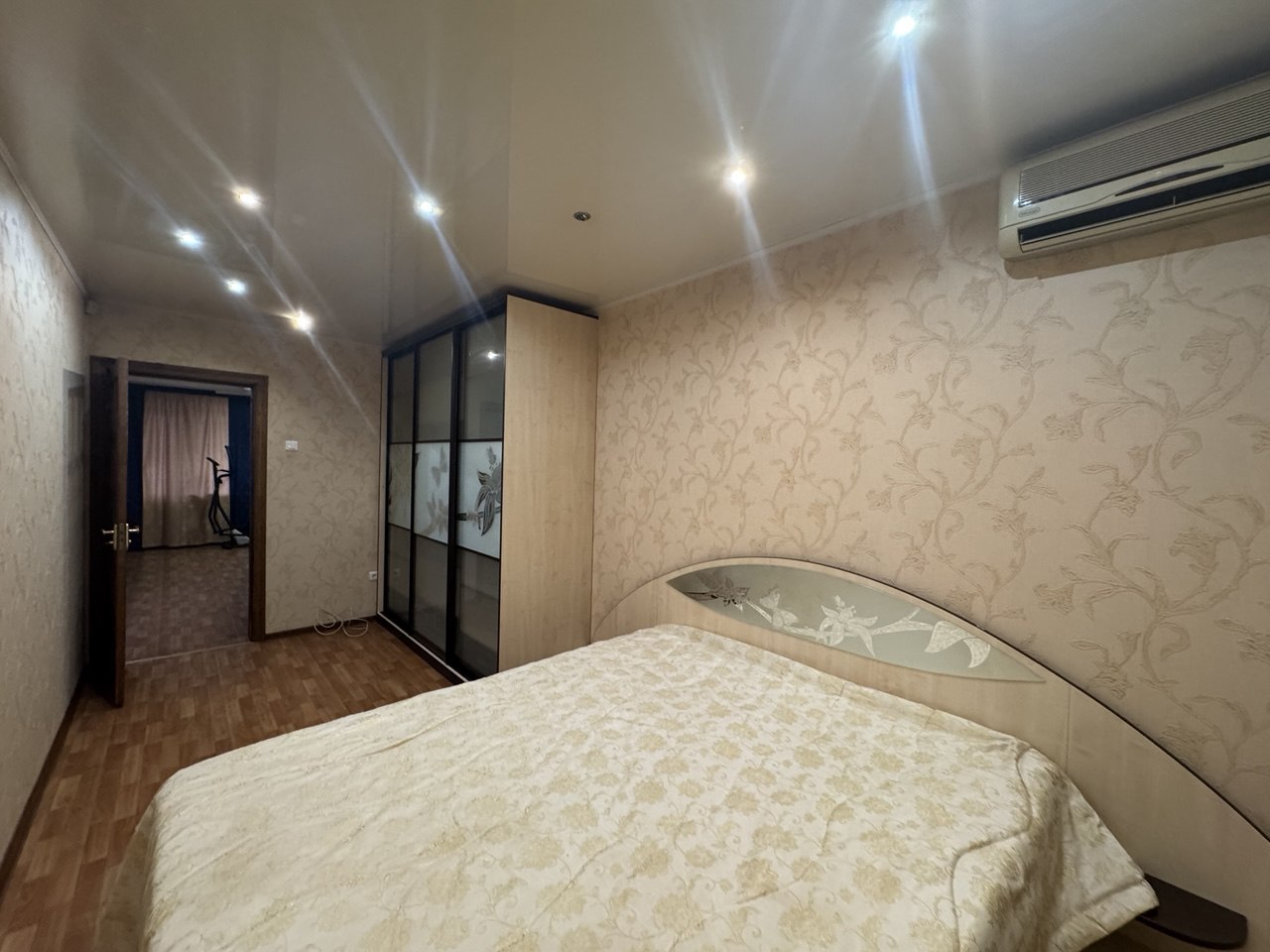 Продаётся 3-комнатная квартира, 66 м² в Киевском р-не