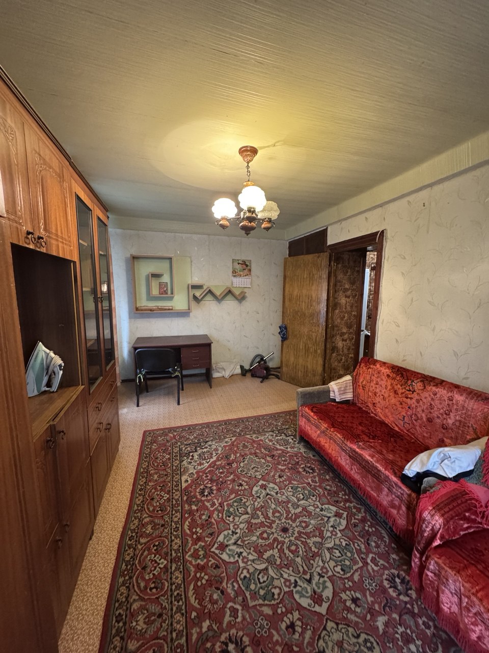 Срочная продажа! 1-комнатная квартира на Набережной 