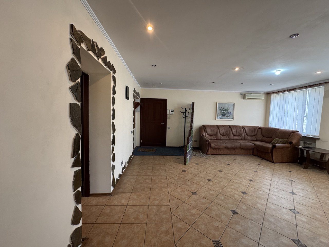 Продаётся евро-трёшка на бул. Пушкина