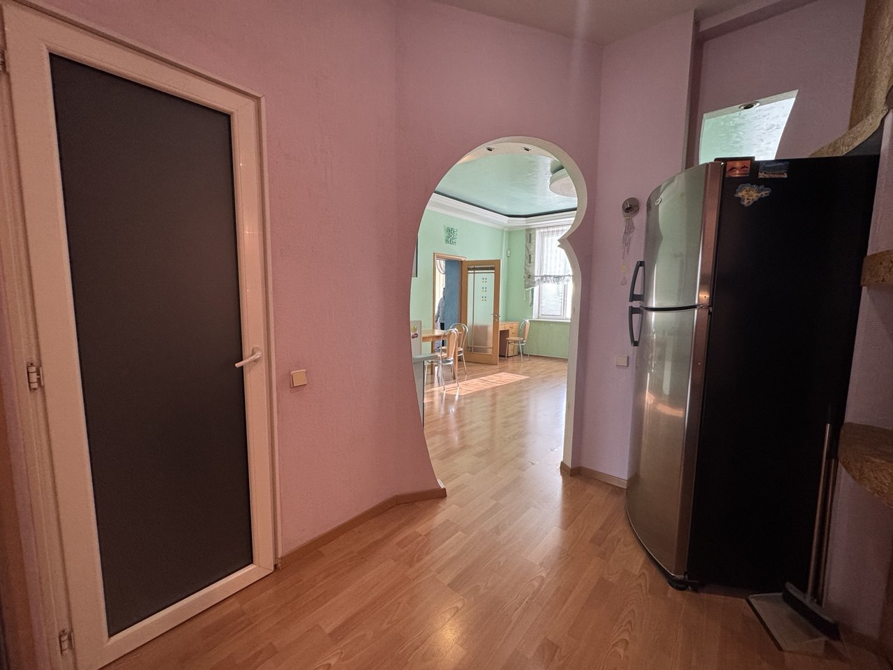 Продаётся просторная двухкомнатная квартира на ул. Челюскинцев