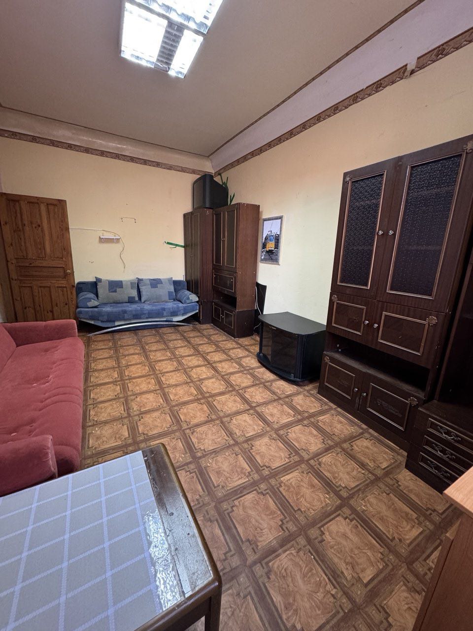 1 комнатная крупногабаритная квартира