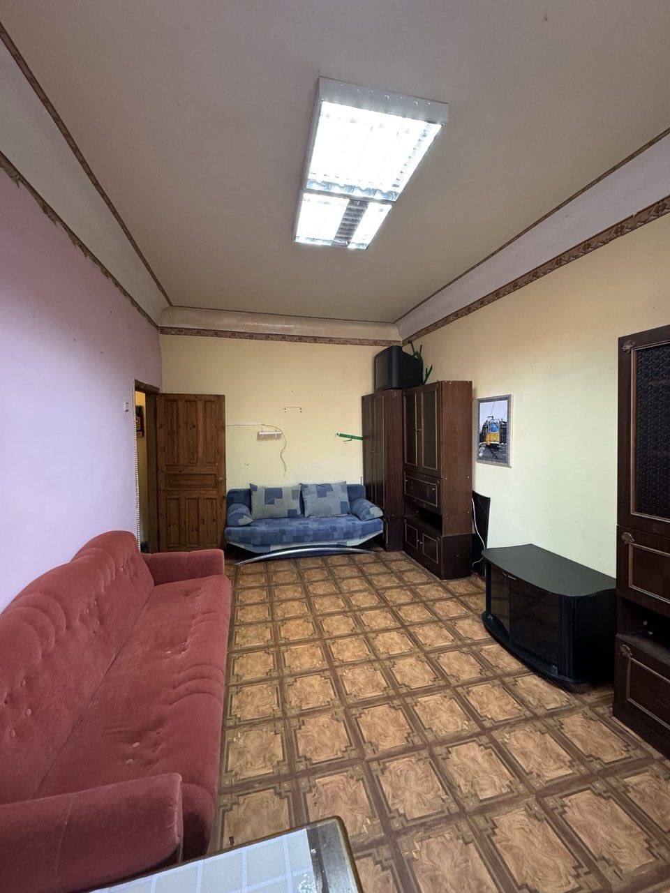 1 комнатная крупногабаритная квартира