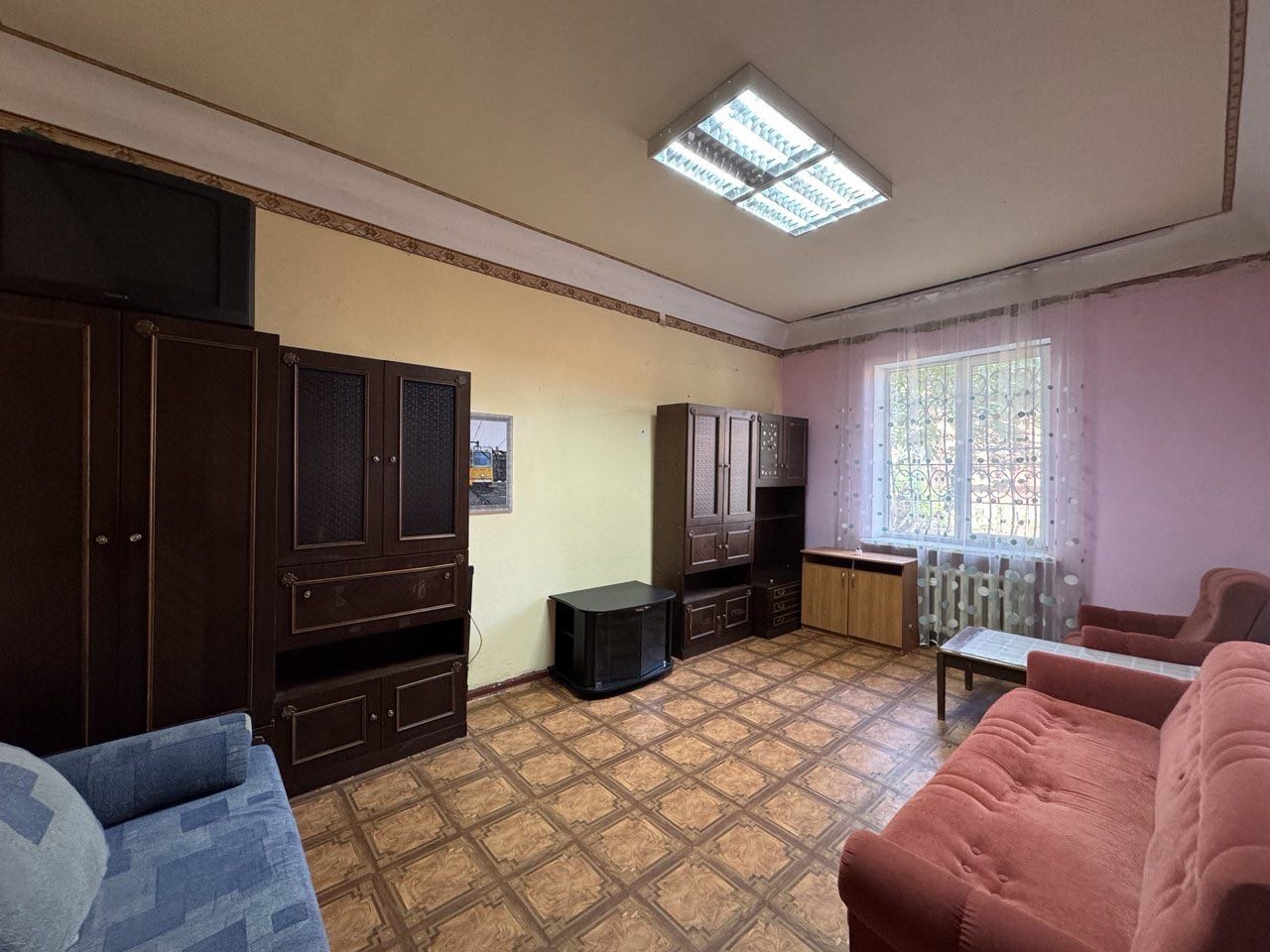 1 комнатная крупногабаритная квартира