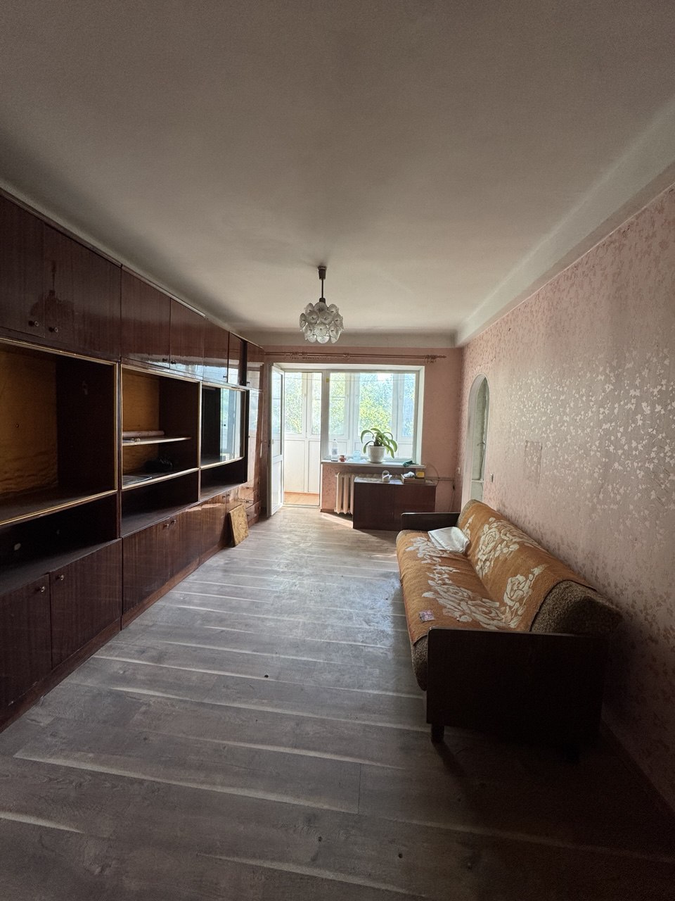 Продается 3-комнатная квартира + гараж в Киевском районе, больница Вишневского 