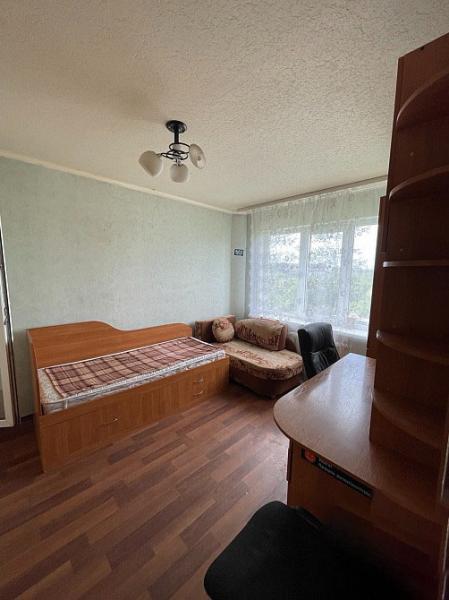 Трехкомнатная в Куйбышевском районе по хорошей цене 