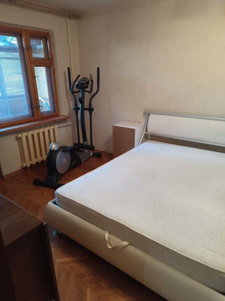 Двухкомнатная на Мединституте Калининский 