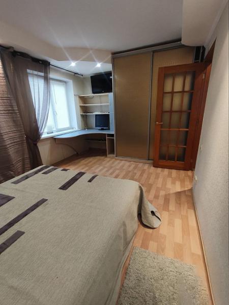 Двухкомнатная квартира на Университетской 