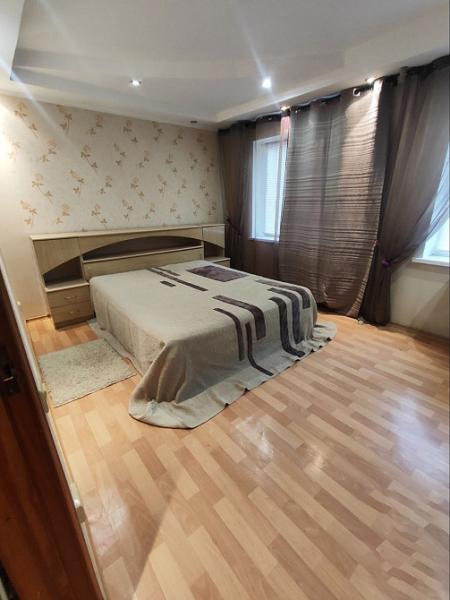 Двухкомнатная квартира на Университетской 