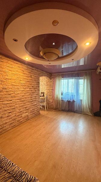 Двухкомнатная на Университетской 48 м2