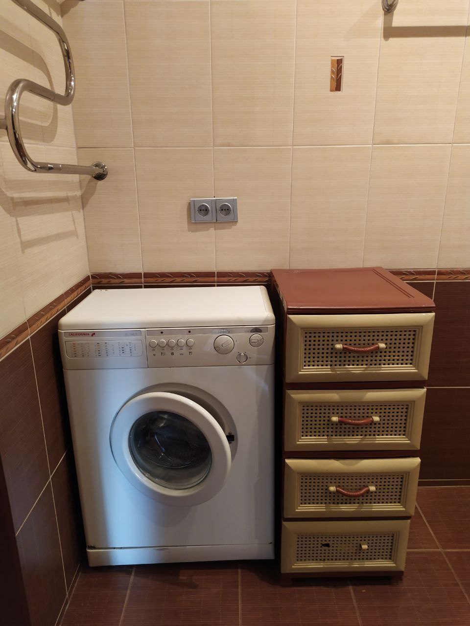 Трехкомнатная на бульваре Пушкина 78 м2