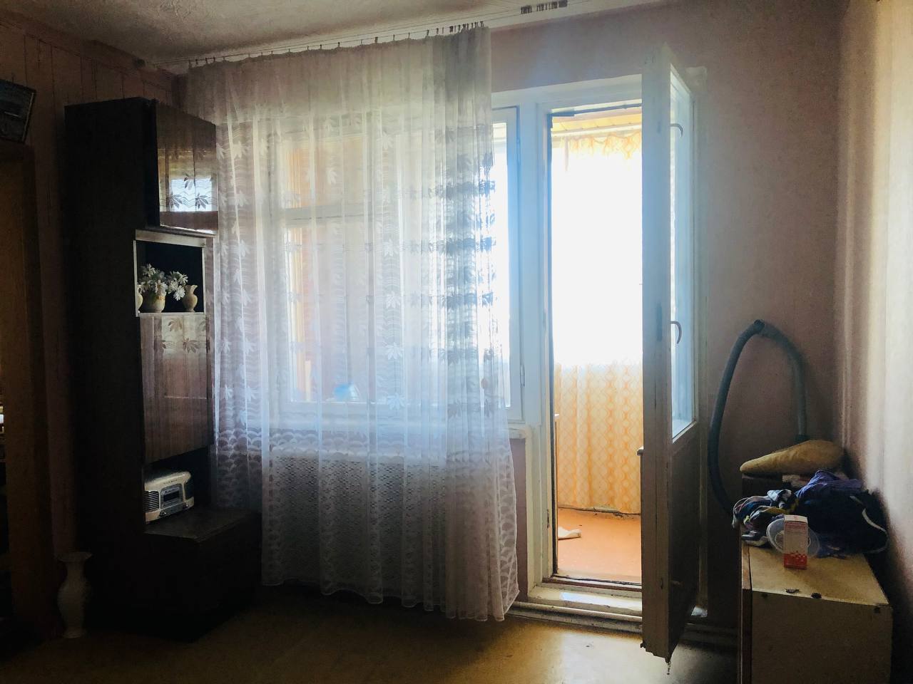 Трехкомнатная на Политбойцов по хорошей цене 