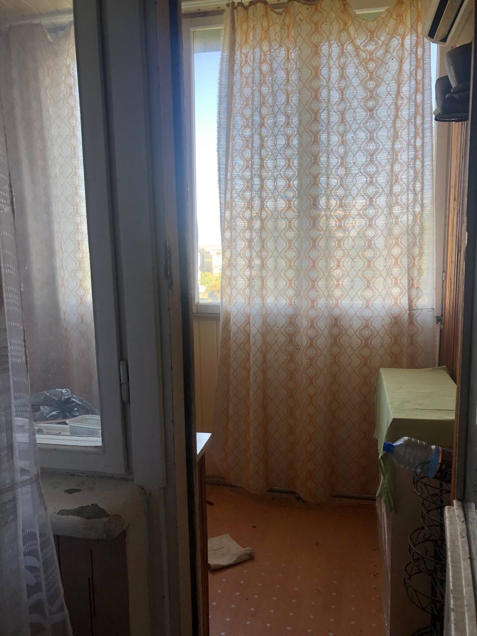 Трехкомнатная на Политбойцов по хорошей цене 